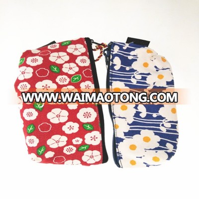 Can be customized wholesale with a flower pattern canvas pencil bag